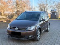 Gebraucht VW Touran 140 PS (102 kW) 2012 Braun Van / Kleinbus