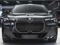Gebraucht BMW 740 M Sport 286 PS (210 kW) 2024 Black sapphire metallic Limousine