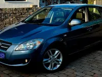 Używany Kia Ceed 143 KM (105 kW) 2007 Niebieski Hatchback