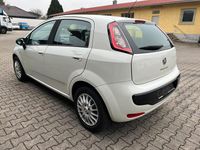 Gebraucht Fiat Punto Sport 77 PS (56 kW) 2012 Weiß Kleinwagen