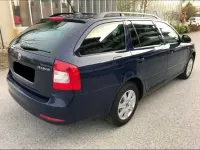 Gebraucht Skoda Octavia 105 PS (77 kW) 2011 Blau Kombi