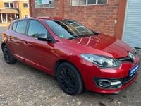 Gebraucht Renault Mégane LIMITED 116 PS (85 kW) 2015 Rot Limousine
