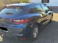 Używany Renault Mégane Intens 101 KM (74 kW) 2017 Niebieski Sedan/Limuzyna