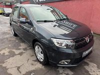 Gebraucht Dacia Sandero Lauréate 73 PS (53 kW) 2017 Grau Kleinwagen