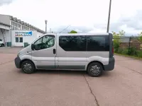 Second-hand Nissan Primastar 100 CP (73 kW) 2003 Argintiu Monovolum