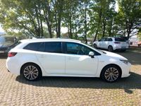 gebraucht Toyota Corolla 2.0 Hybrid TeamDeutschland Touring Sport