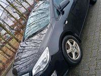 Gebraucht Opel Astra 116 PS (85 kW) 2011 Schwarz Kleinwagen