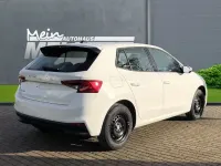 Gebraucht Skoda Fabia Essence 80 PS (58 kW) 2025 Candyweiß Kleinwagen