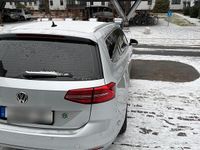 Gebraucht VW Passat Highline 150 PS (110 kW) 2018 Silber Kombi