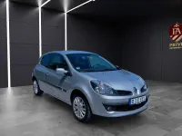 Gebraucht Renault Clio 86 PS (63 kW) 2007 Silber Kleinwagen