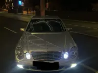 Gebraucht Mercedes E220 150 PS (110 kW) 2004 Silber Limousine
