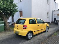 Gebraucht VW Fox 54 PS (39 kW) 2006 Gelb Kleinwagen