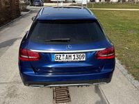 Gebraucht Mercedes C220 194 PS (142 kW) 2019 Blau Limousine