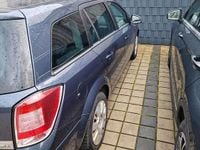Gebraucht Opel Astra 90 PS (66 kW) 2010 Blau Kombi
