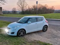 Gebraucht Suzuki Swift 94 PS (69 kW) 2011 Weiß Kleinwagen