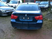 Gebraucht BMW 318 143 PS (105 kW) 2011 Blau Limousine