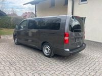 Gebraucht Toyota Proace Verso Plus 177 PS (130 kW) 2022 Grau Kombi