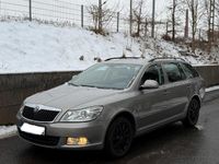 Gebraucht Skoda Octavia 206 PS (151 kW) 2011 Silber Kombi