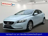 Gebraucht Volvo V40 Momentum 200 PS (147 kW) 2012 Blau Kleinwagen