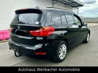 Gebraucht BMW 218 150 PS (110 kW) 2015 Schwarz Van / Kleinbus