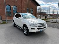 Gebraucht Mercedes ML350 231 PS (169 kW) 2010 Weiß SUV