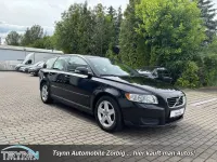 Gebraucht Volvo V50 109 PS (80 kW) 2010 Black stone solid / solid Kombi