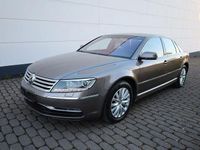Second-hand VW Phaeton 239 CP (175 kW) 2010 Gri Berlinǎ