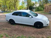 Gebraucht VW Jetta 122 PS (89 kW) 2009 Weiß Limousine
