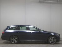 Gebraucht Mercedes E300 Avantgarde 245 PS (180 kW) 2019 Blau Kombi