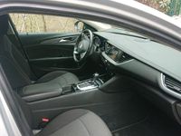 Gebraucht Opel Insignia Business 170 PS (125 kW) 2018 Silber Kombi