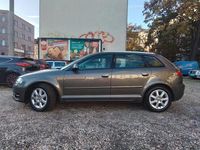 Gebraucht Audi A3 Ambiente 105 PS (77 kW) 2011 Grau Limousine