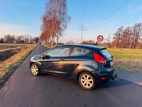 Gebraucht Ford Fiesta 60 PS (44 kW) 2011 Blau Kleinwagen