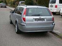 Gebraucht Ford Mondeo Trend 131 PS (96 kW) 2006 Silber Kombi