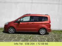 Gebraucht Ford Tourneo Courier Ambiente 95 PS (69 kW) 2014 Rot Van / Kleinbus