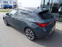 Neu Seat Leon Beats 150 PS (110 kW) 2025 Fiord blau Limousine