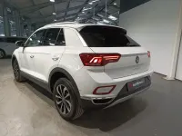 Second-hand VW T-Roc Style 110 CP (80 kW) 2023 Alb SUV