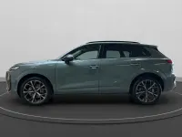 Gebraucht Audi Q3 S-Line 204 PS (150 kW) 2026 Salbeigrün metallic SUV
