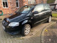 Gebraucht VW Fox 47 PS (34 kW) 2007 Schwarz Kleinwagen