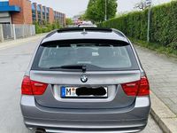 Gebraucht BMW 318 143 PS (105 kW) 2012 Kombi