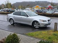 Second-hand BMW 523 183 CP (134 kW) 2006 Argintiu Berlinǎ
