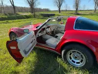 Gebraucht Chevrolet Corvette C3 201 PS (147 kW) 1980 Rot Cabrio