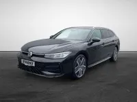 Gebraucht VW Passat R-line 193 PS (141 kW) 2025 Schwarz (grenadillschwarz metallic) Kombi