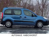 Gebraucht Peugeot Partner Tepee 90 PS (66 kW) 2009 Blau Van / Kleinbus