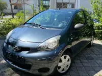 Gebraucht Toyota Aygo Basis 68 PS (50 kW) 2009 Grau Kleinwagen
