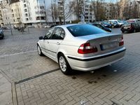 gebraucht BMW 318 i Limousine Automatik