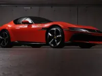 Neu Ferrari 12 Cilindri 825 PS (606 kW) 2025 Orange