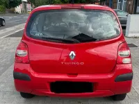 Gebraucht Renault Twingo 76 PS (55 kW) 2009 Rot Kleinwagen