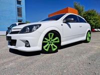 Gebraucht Opel Astra Edition 241 PS (177 kW) 2008 Weiß Limousine