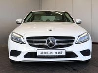 Gebraucht Mercedes C220 Avantgarde 194 PS (142 kW) 2021 Weiß Limousine