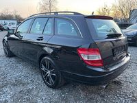 Gebraucht Mercedes C180 156 PS (114 kW) 2010 Schwarz Kombi